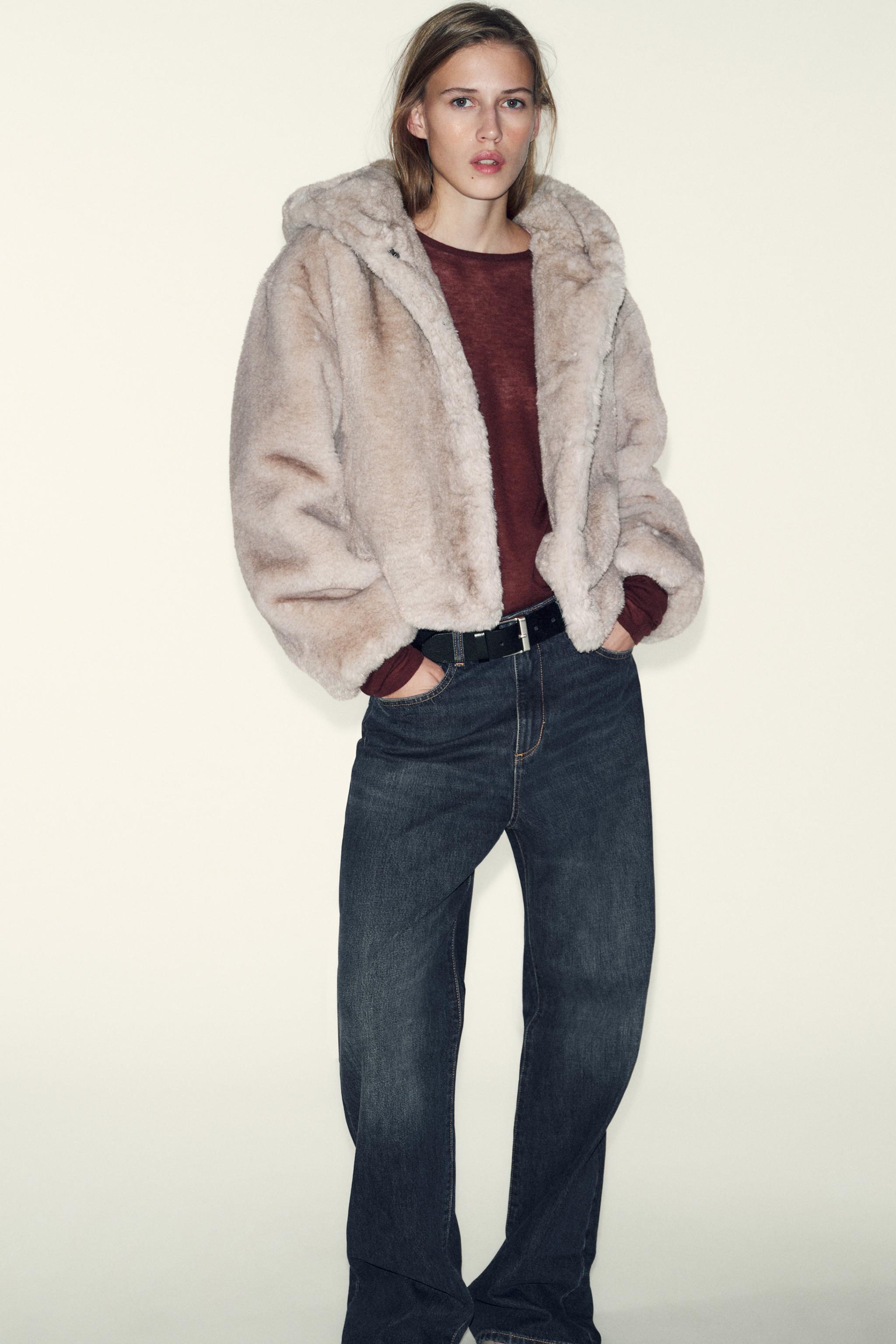 SHORT FAUX FUR HOODIE COAT